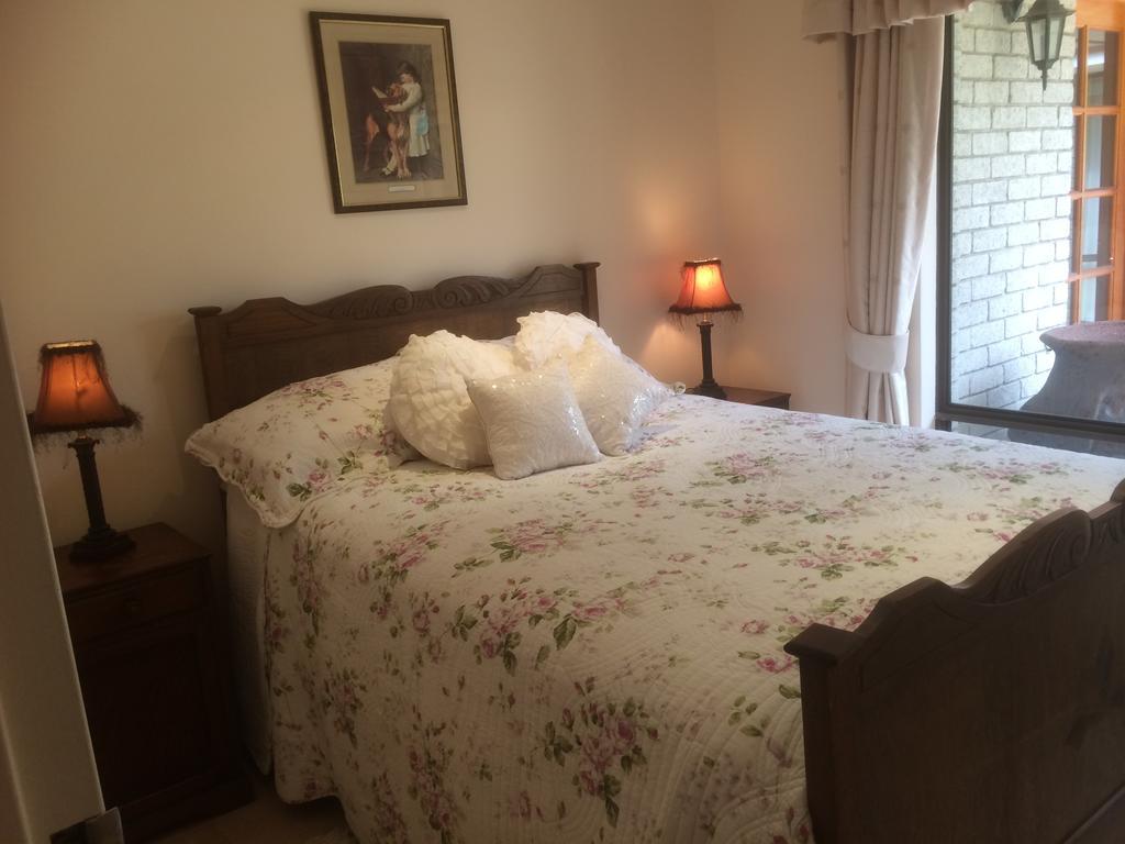 Nivalis Bed And Breakfast Herne Hill Pokoj fotografie